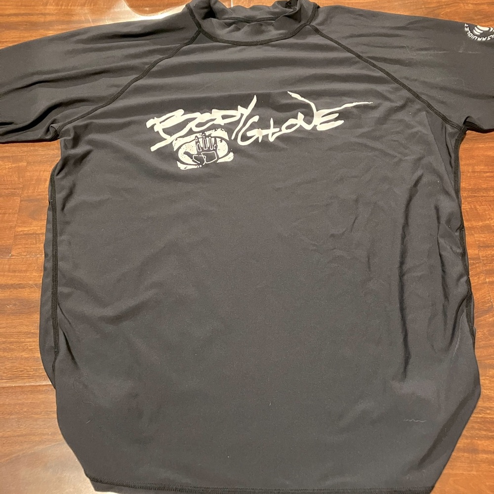 Body Glove Men's Black Rash Guard